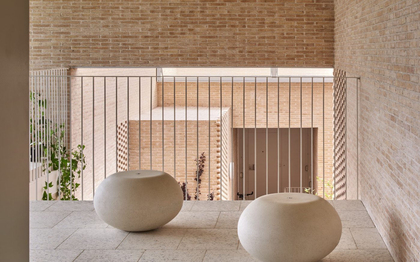 Brick Award 26 Nominee SOCIAL ATRIUM - 54 DWELLINGS IN THE BESÒS - Peris+Toral