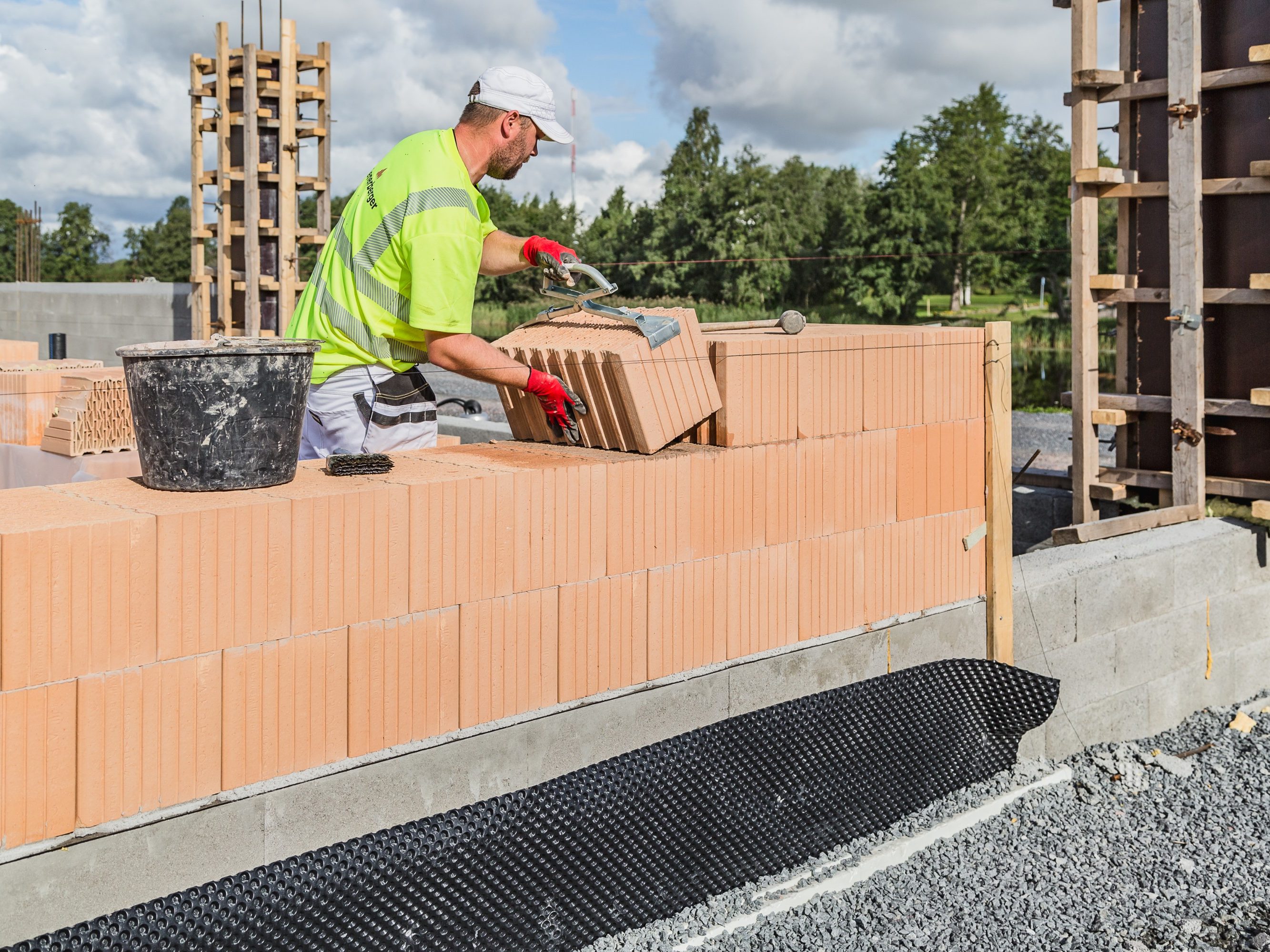 Porotherm-talon rakentaminen JokiDuo