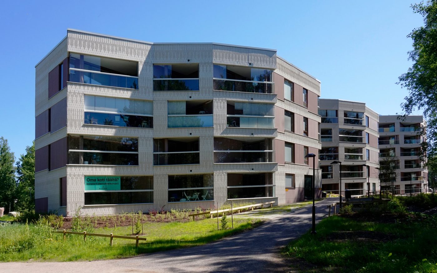 Asuinkerrostalo Suvikummuntie Espoo