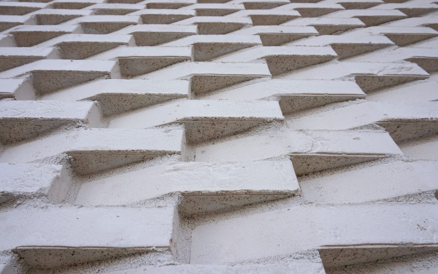 Kerrostalo Vermo Superwhite Retro reliefitiili