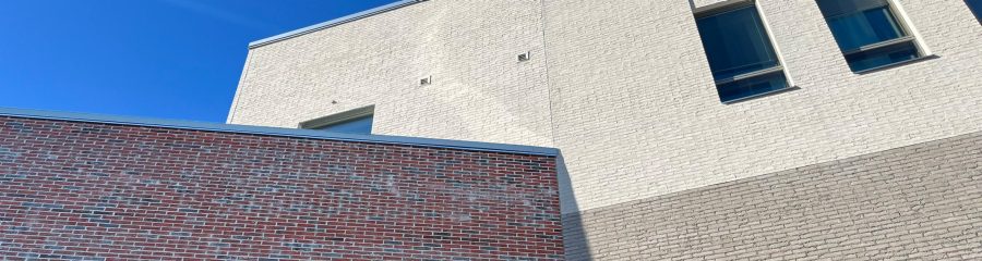 Vuosaaren lukio Pellava Tuohi Retro R-Punainen Makasiini