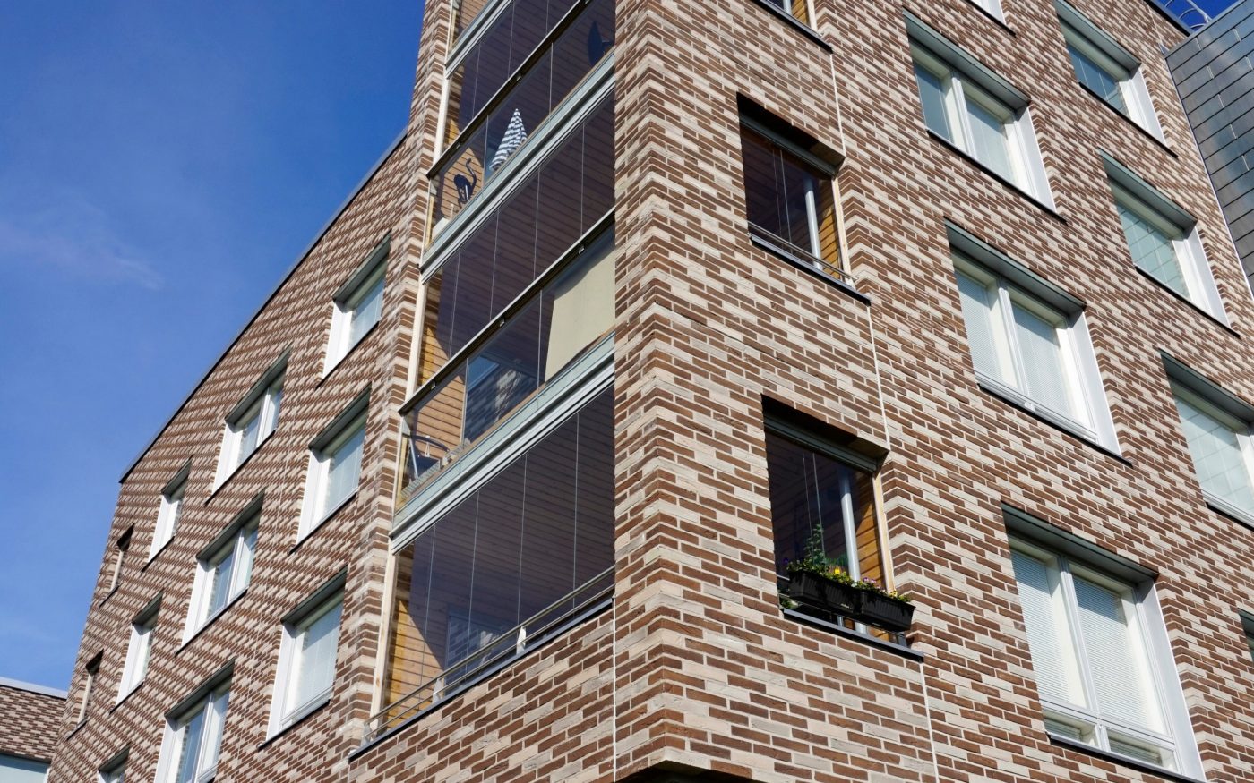 Kerrostalo Tullivuorentie Helsinki Retro tiilet