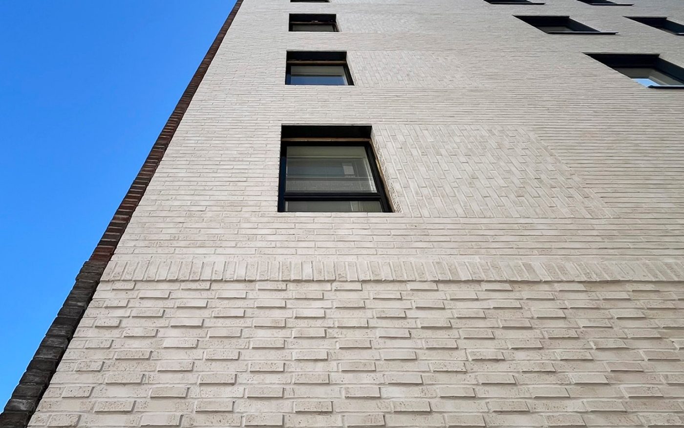 Asuinkerrostalo Naurunkuja Helsinki Halla Vuolu