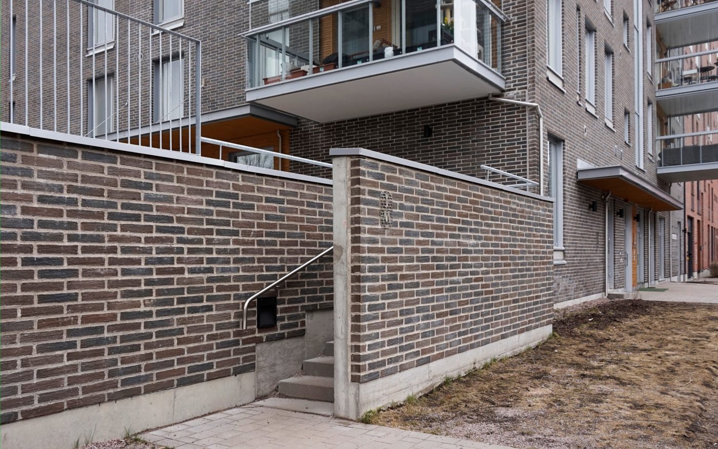 Vattuniemenkuja Asuinkerrostalo Graniitinkirjava Makasiini