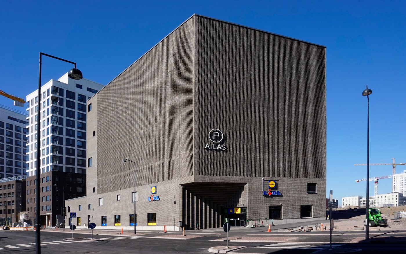 Atlantikaari pysäköintitalo Jätkäsaari Helsinki