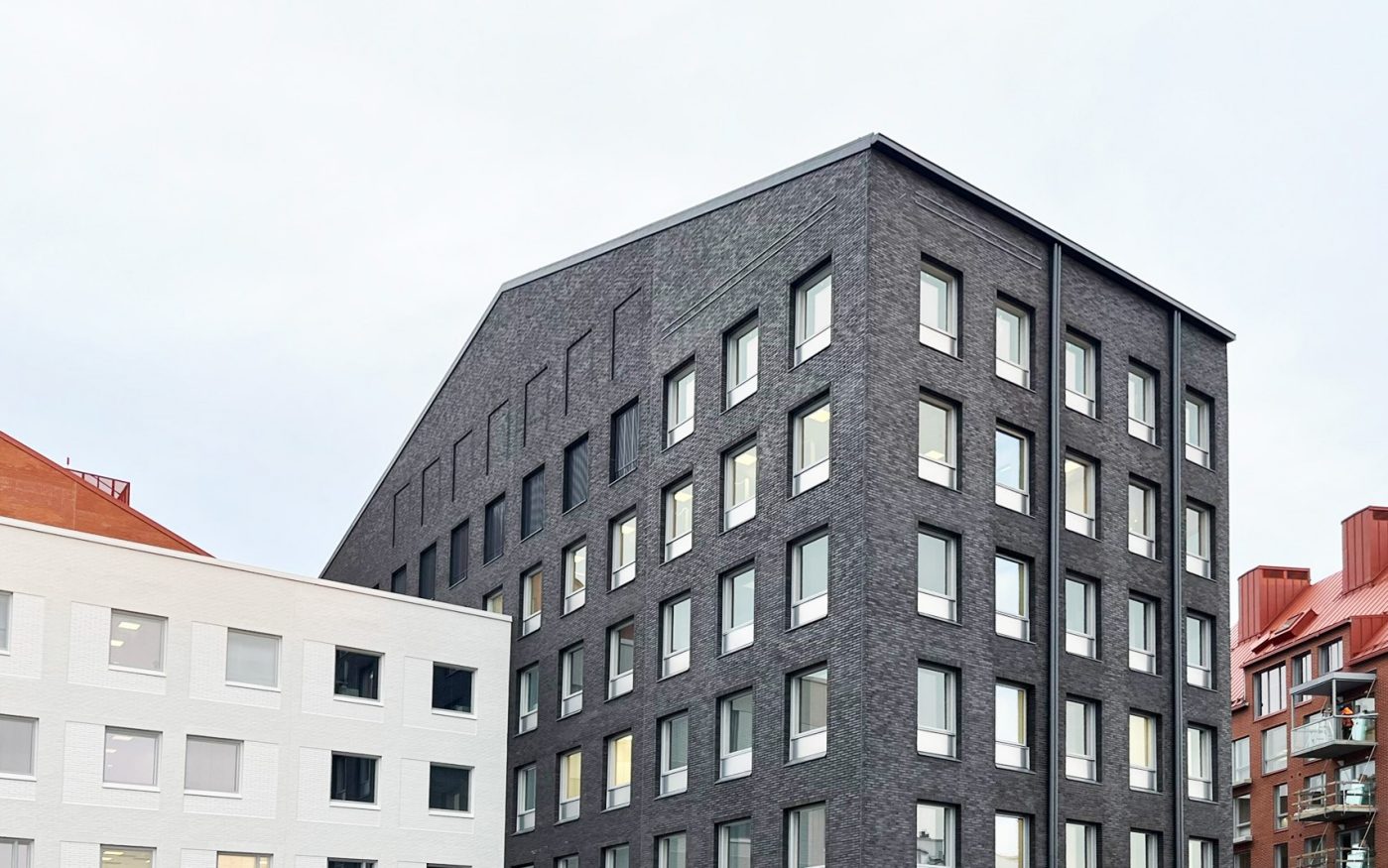 Seinäjoen Matkakeskus Hiilenkirjava Makasiini