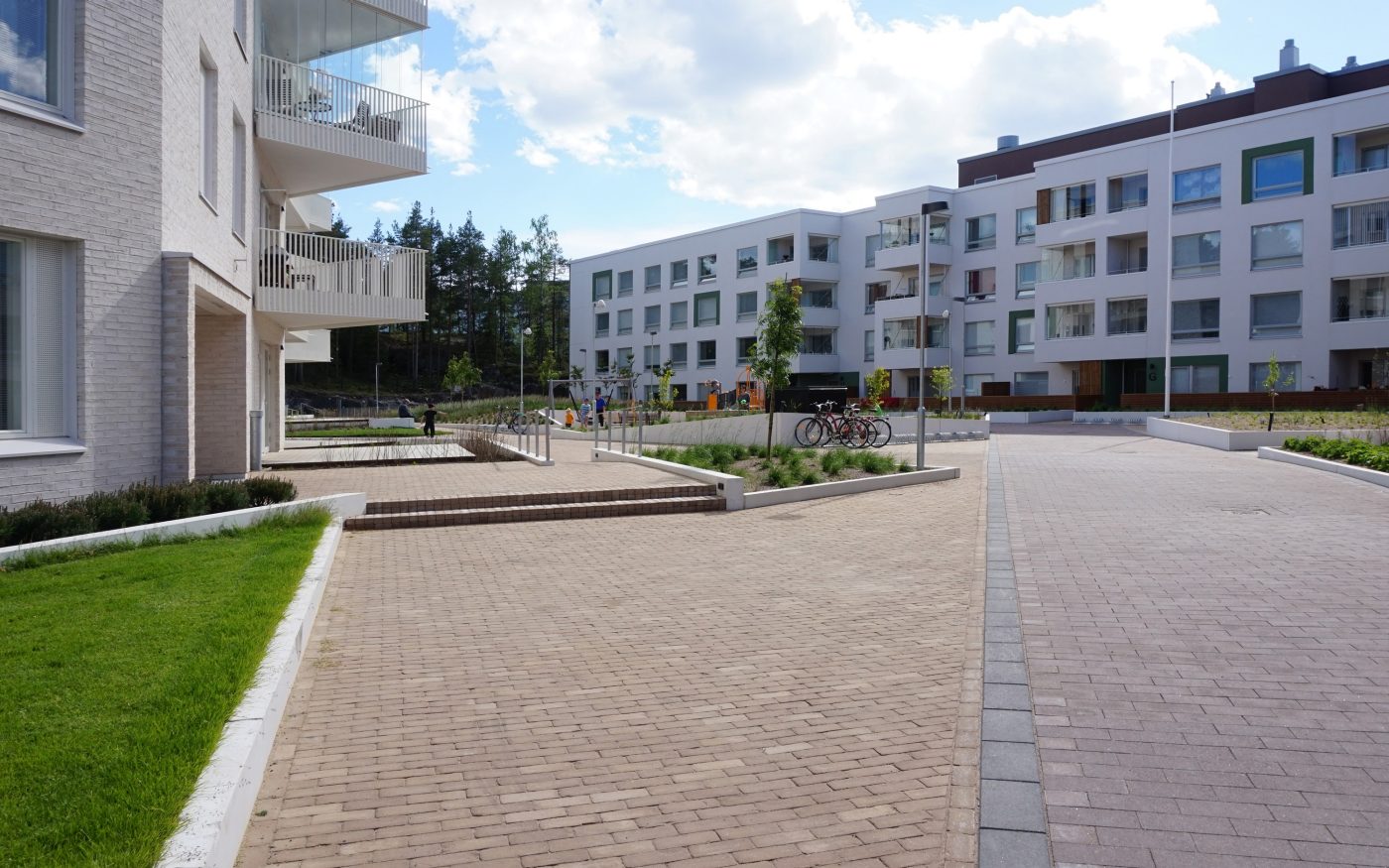 Pihatiilet Helsinki, Kruunuvuorenrantam siena