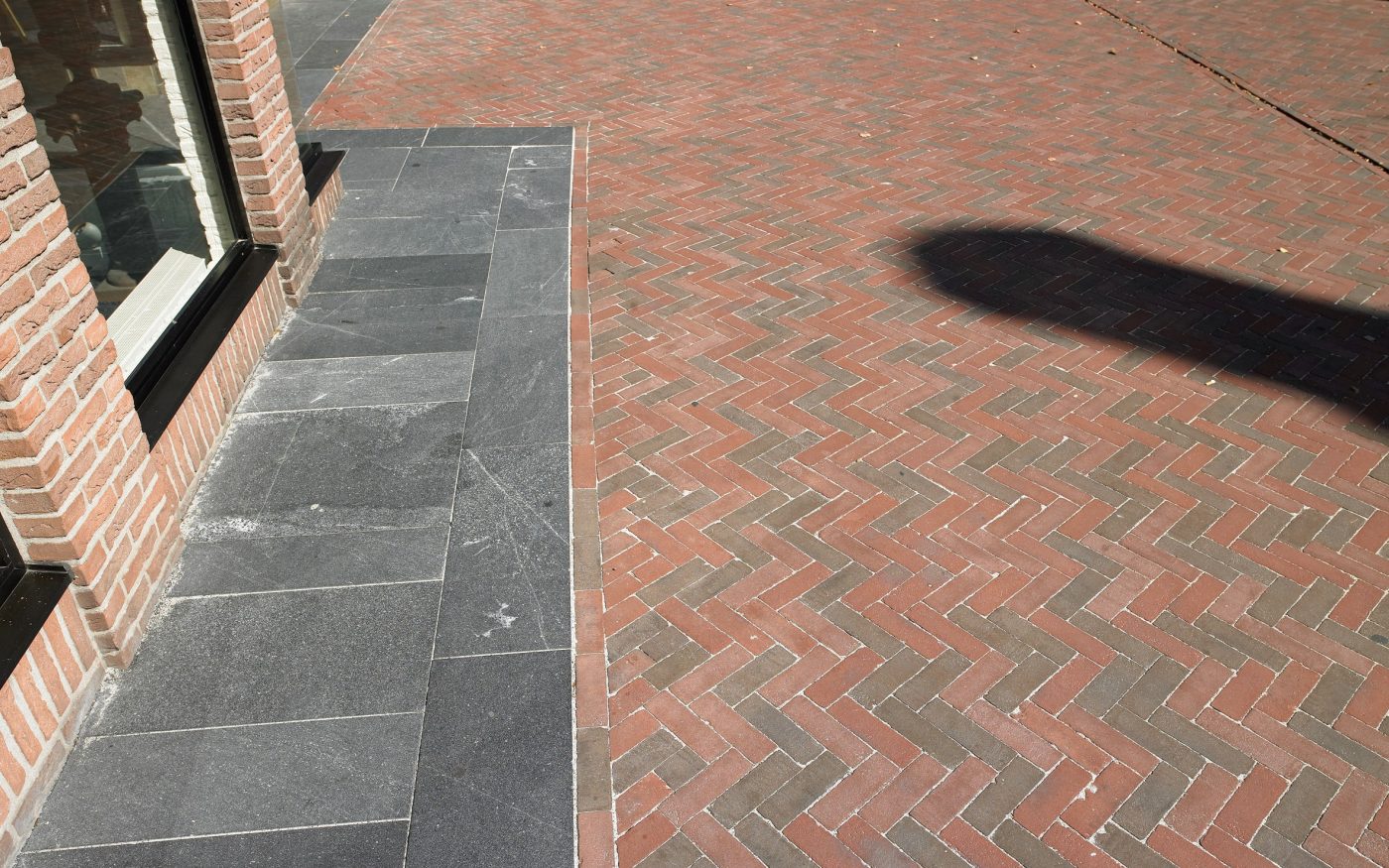 Renovation street |Shopping mall, Hardenberg | Pavers mix: DF Paviona, Bruno, Mastiek.