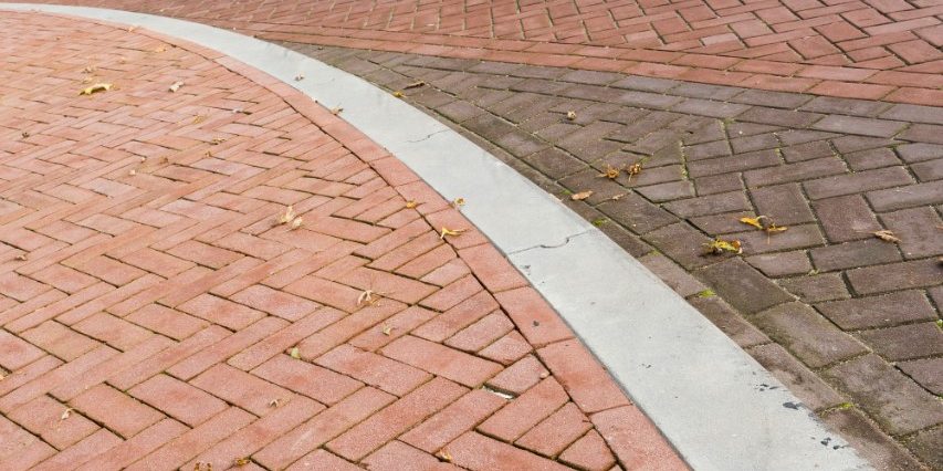 Renovation | Station environment, Zevenaar | Pavers: Bruno form moulded WF, DF and KK80, Argenti Extruded KK70, Mastiek form moulded DF and KK80 | Architect and client: Township Zevenaar | Contractor: Hoornstra Infrabouw, Doesburg