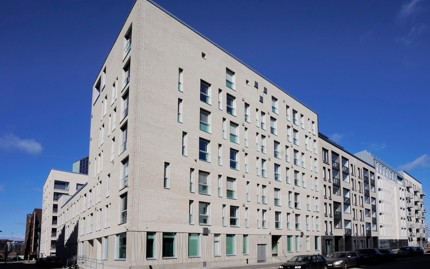 Kalasatamankatu tiilirakennukset