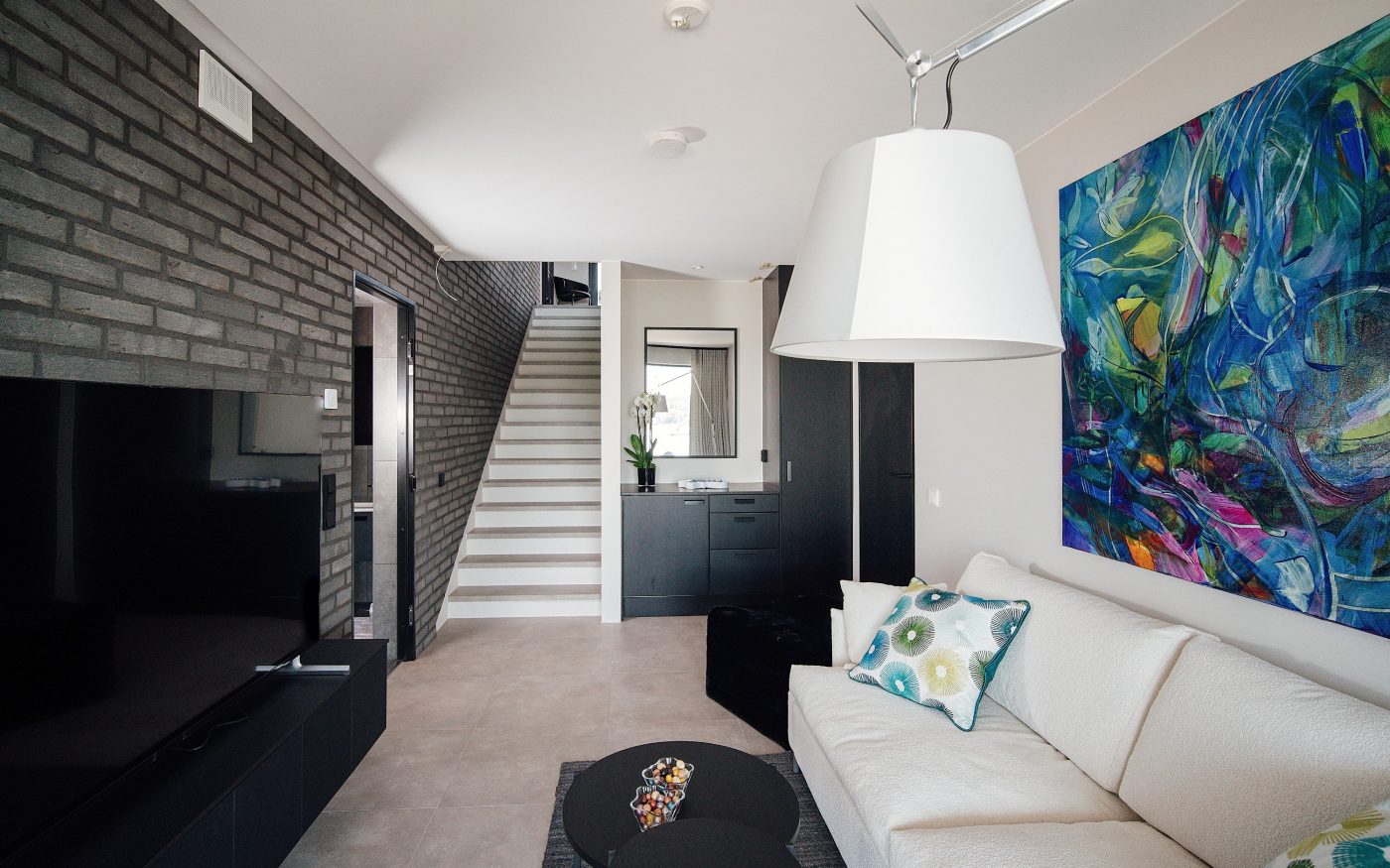 Housing Fair Queen's Stone