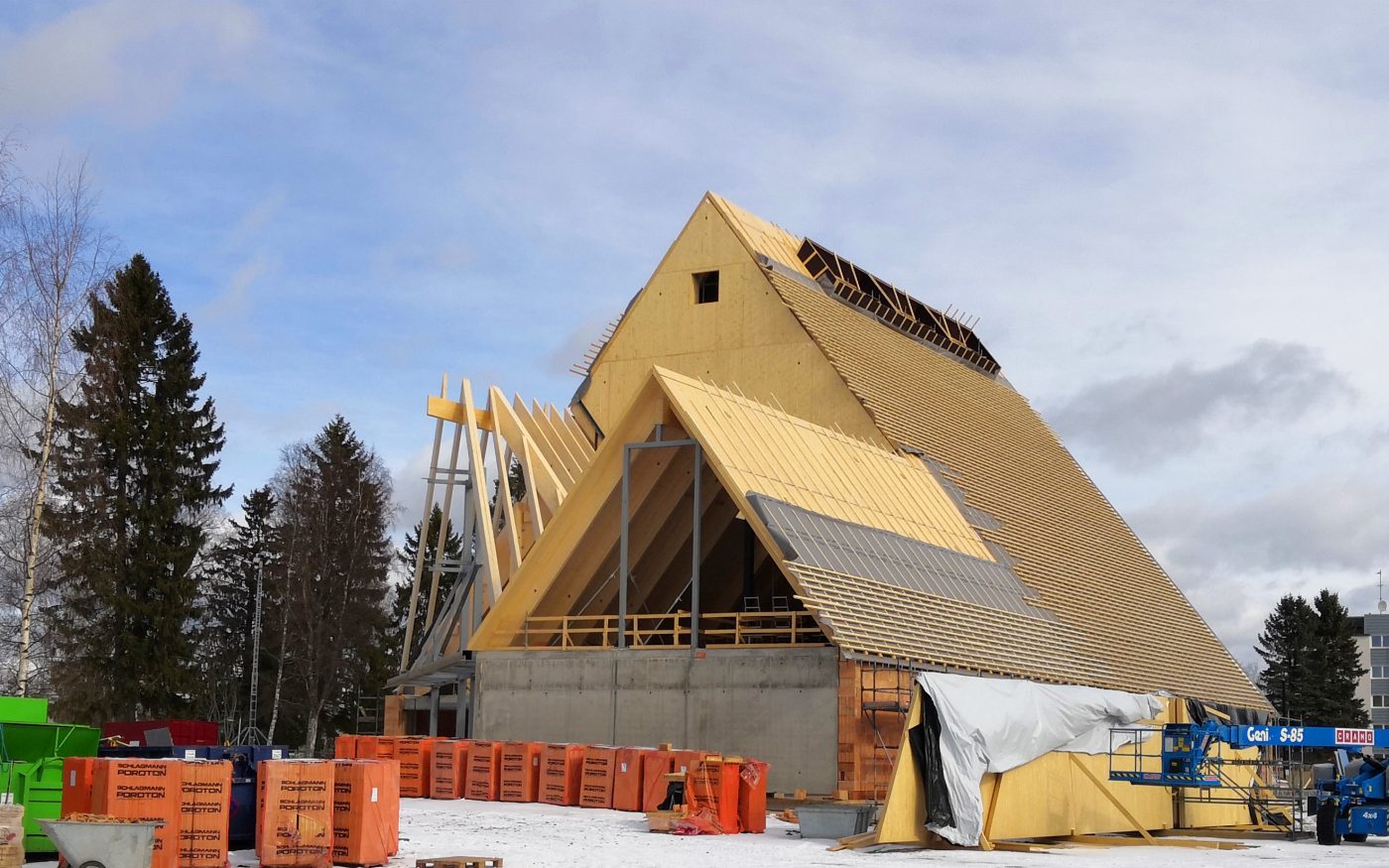 Ylivieskan kirkko rakennustyömaa